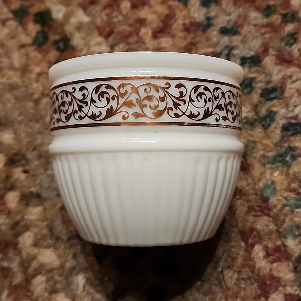 Vintage Avon Milk Glass Vanity Jar, Missing Lid